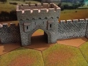 Dry brushed gate house
